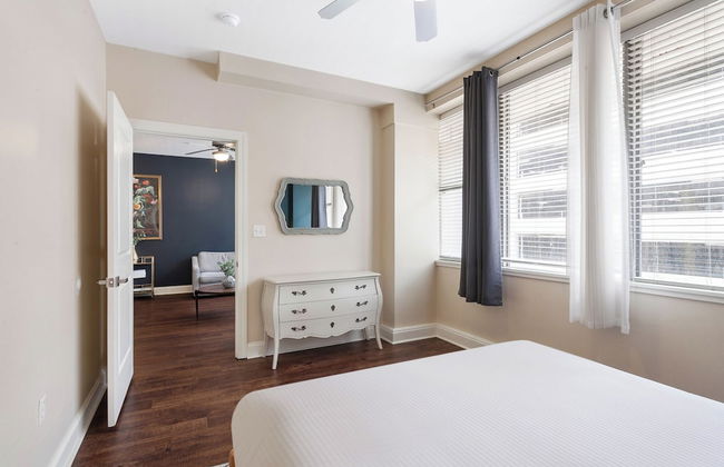 Spacious Modern Condos near French Quarter - Photo 20