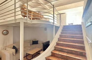 Large duplex with garden in historic house - Foto 1