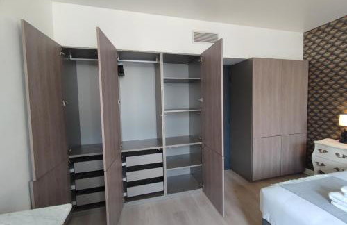 LE MARQUIS - T3 Standing 100m2 250 mètres du Port - Foto 18