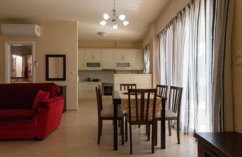 Grand Suites with Private Pools - Photo 59