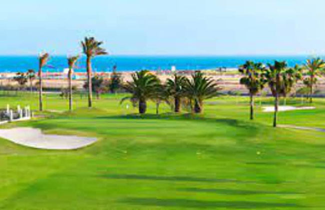 Comfortable 1-bed Bungalow in Parque Holandés - Photo 24