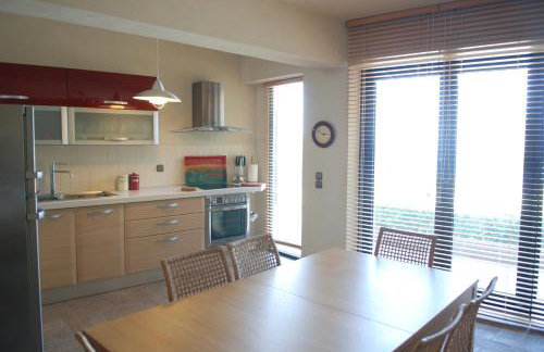 Castle on the edge of the sea - Foto 49