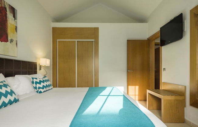 Aparthotel ILUNION Costa Sal Lanzarote - Photo 25