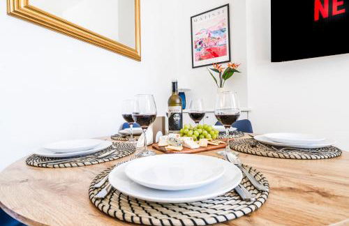 Cozy 2 Bedroom Apartment in Sutton - Foto 40