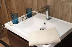 APARTMENT MARINA CALADOR HARBOURVIEW AIR CONDITION POOL GARDEN TERRASSE PORTO CARI spectacular location - Foto 36