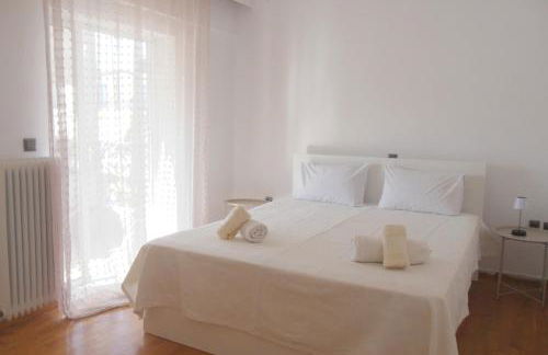 Comfortable Thermi apartment near SKG Airport - Photo 14