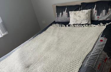 First floor 1 bed apartment with lounge and kitchen - Photo 15