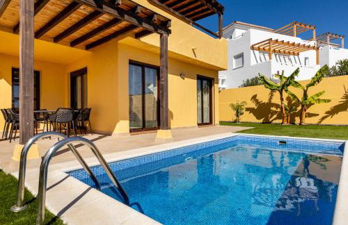 VILLA WITH 4 BEDROOMS AND PRIVATE HEATED POOL - Foto 30
