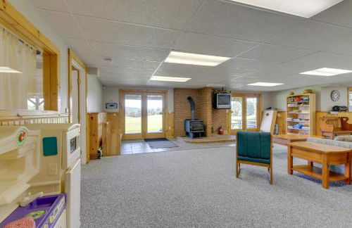 Secluded Family Getaway Near Stowe Deck and Hot Tub - Foto 10