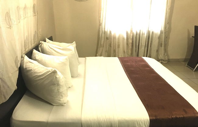 E-Apartments - Photo 5