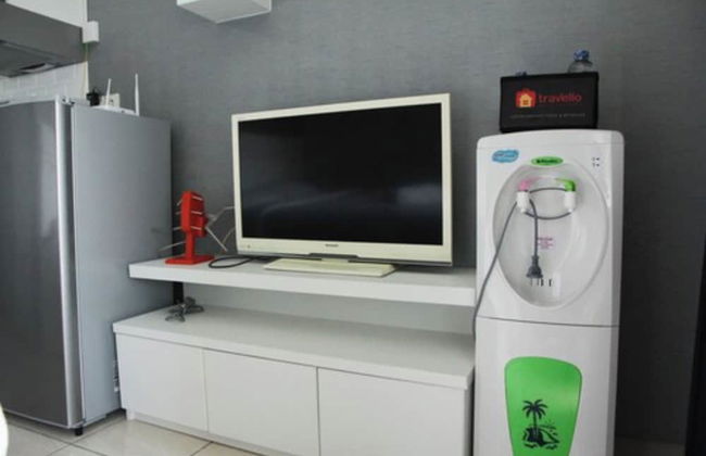 Modern and Comfortable Studio Apartment Springlake Summarecon near Summarecon - Photo 11