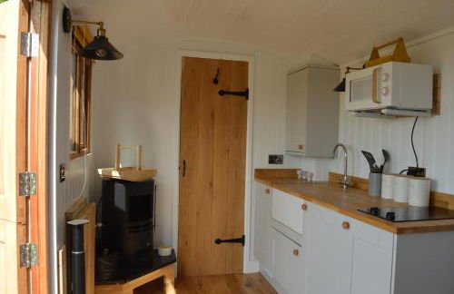 Under the Stars Shepherds Huts at Harbors Lake - Photo 17