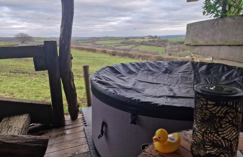 Cosy rustic cabin with hot tub and country views - Foto 38