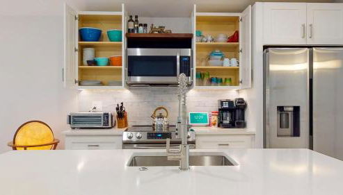 Modern 2BR 2BA with King bed-Fast Wi-Fi 75 inch OLED TV - Foto 5