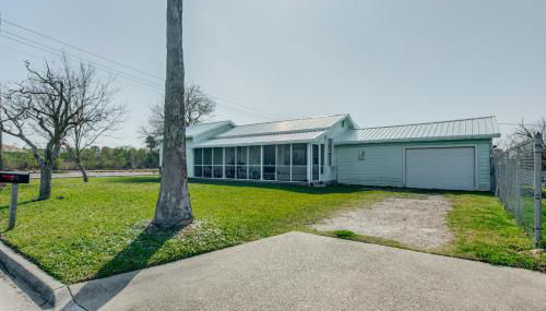 2 Mi to Redfish Bay Aransas Pass Home with Fire Pit - Foto 3