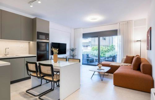 Elliniko Riviera - 2BDRM Apt - Near Metro by MPS - Foto 10