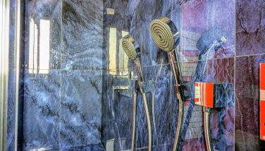 Pop Castle à Chantilly - Foto 5, Shower