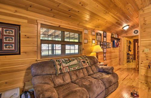 Hooah Cabin Retreat with Grill and Step-Free Access - Foto 6