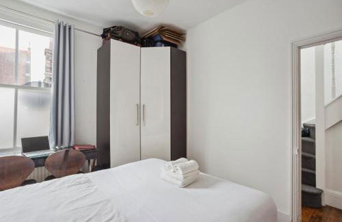 Spacious 2 Double Bed and 2 baths - Photo 11