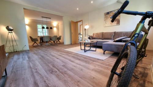 Klimaanlage, 5 Sterne Bahnhoftraum, Appartement "Waldliebe" 133qm, große Terrasse 70qm, QR Code scannen für virtuellen Rundgang, Premium Ausstattung - Foto 2