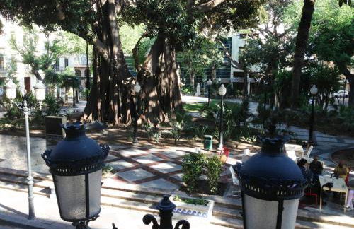 Beach & Urban Attic - Photo 39