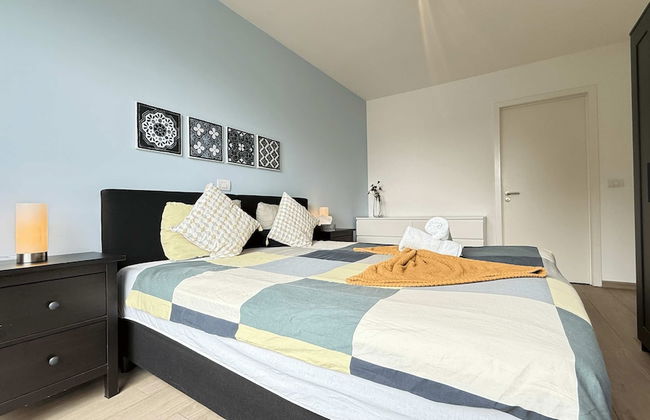 Spacious 3BR 2/5 BA Near Diamond District by Oneluxstay - Foto 10