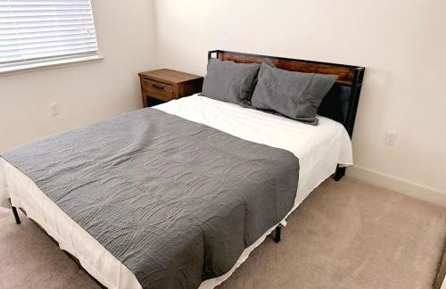 Cozy Charm Newark Retreat with Free Wifi and AC - Foto 5