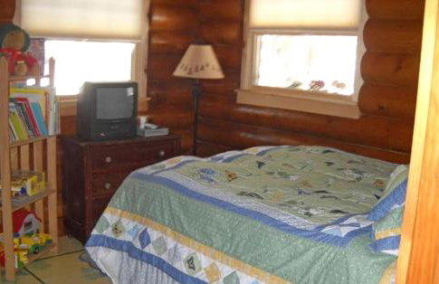 Lovely Log Cabin with Spectacular Mountain Views in Brandon, Vermont - Foto 13