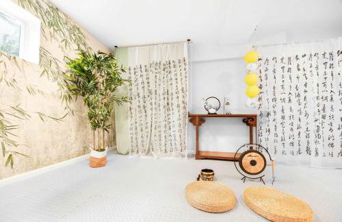 Serene Japanese Retreat w Sauna & Hot Tub Escape - Foto 18