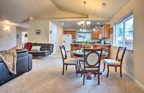 Grants Pass Home 1 Mi to Downtown and Rogue River! - Foto 7