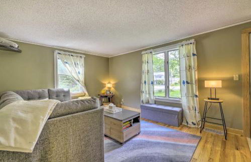 Granby Getaway in the Woods with Spacious Yard! - Foto 4