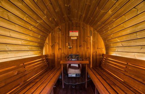 Fox&Hound Cabin: Cold Plunge, Sauna, Hot Tub, Dogs - Foto 12