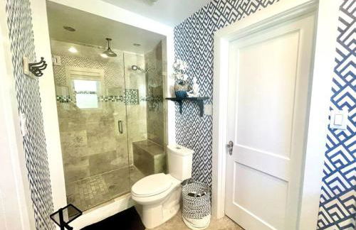 Cozy sanctuary minutes from the bay and beaches - Foto 14