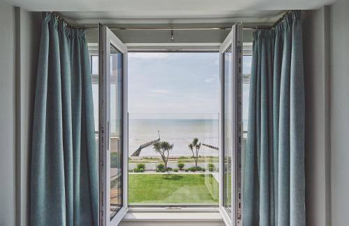 Sun Beach House - Photo 45