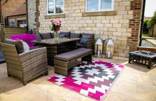 Oak House - sleeps 10 with Bar & Games room - Foto 40