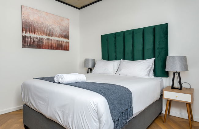 Bridgewater One Luxury Apartments - Photo 17