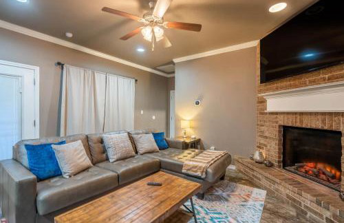 Sunset Retreat, Clean Modern 3BR, Garage, Near 191 - Foto 3