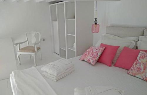 Stella's House - Photo 2