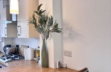 Peace and comfort in town house close to station - Foto 10