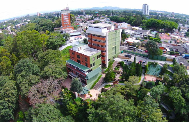 Suites Jardin Imperial - Photo 27