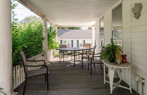 Historic Home near Stony Brook Village & Beach - Foto 24