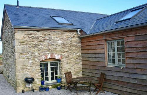Little Bream - pretty cosy cottage, sea views, walk to the beach - Foto 13
