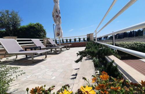 SUN apartment with SEA VIEW and shared POOL - Foto 26