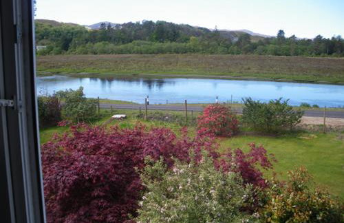 Rowanhill Cottage - Photo 2