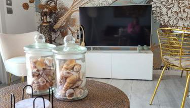 Lago-apartment Midy, sfeervol, zwembad, airco - Photo 5