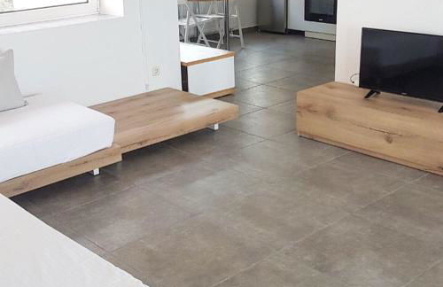 Aristotelia Gi - Panorama - Photo 13