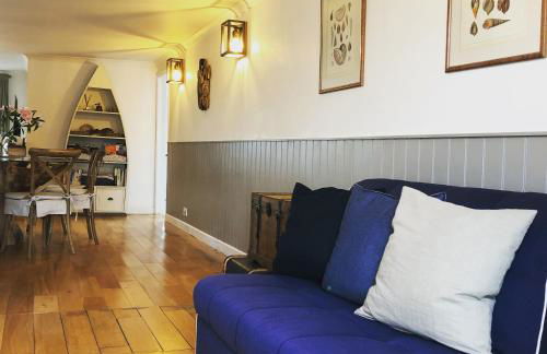 Driftwood Beach House - Photo 24