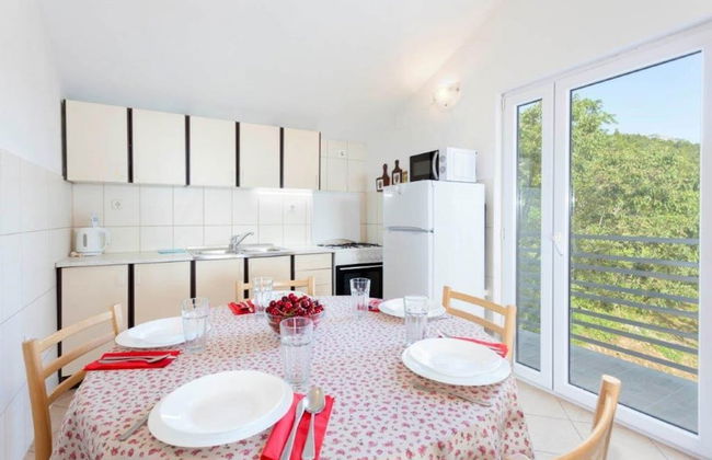 Gorgeous Villa in Tučepi with Private Swimming Pool - Foto 9