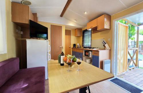 Camping Costa Dorada Bungalow Maia - Foto 4