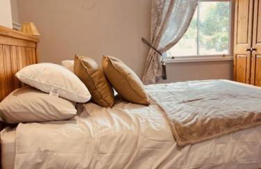 Spacious 5 Bedroom Home in Central Kidderminster with Private Parking and Electric Vehicle Facilities, Easy Access to Birmingham and Nearby Towns - Foto 27